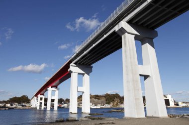 Japonya 'daki Jogashima Köprüsü manzarası 