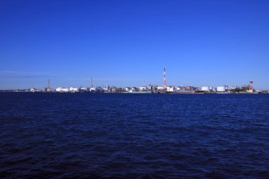 Güneşli bir günde Tokyo şehrinde gökdelenler, Japonya 