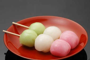 Lezzetli Japon Dango 'su, Japonya' da tatlı yemekler
