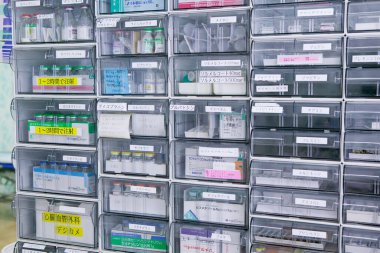 Hastanede tıbbi malzemeler.