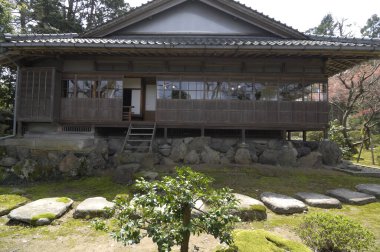 Asya 'nın antik kültürünü yansıtan ve teselli ve yaratıcılık arayışında olanlara huzur veren güzel bir tapınak..