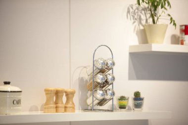 Güzel hafif mutfak modern iç mekan.       