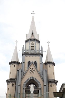 Kilisenin dış görünüşü, dini kavram.