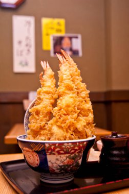 Japon mutfağı, kızarmış karides.