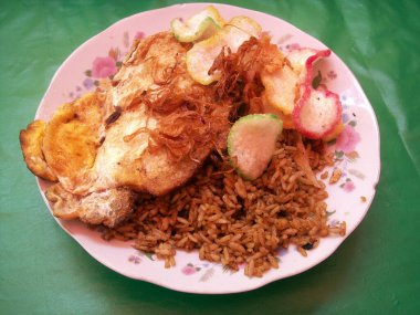 Lezzetli bir Asya yemeğinin yakın çekim görüntüsü