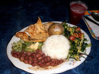 Lezzetli bir Asya yemeğinin yakın çekim görüntüsü