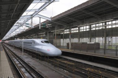 Tokyo, Japonya 'da tren gündüz görüşü. 