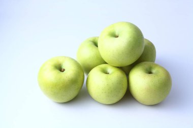 Taze yeşil elmalar, yakın görünüm