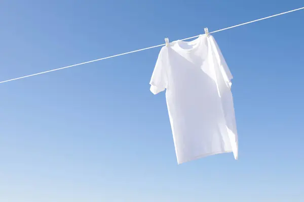 Tshirt Clothespins Blue Sky — Stock Photo, Image