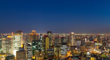 Modern Tokyo şehir silueti, akşam Japonya