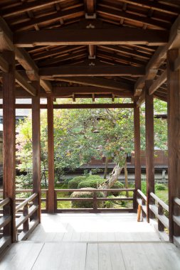 Japon mimari öğeleri yaz zamanı