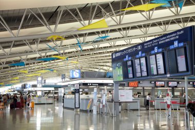 Japonya 'nın Osaka kentinde bulunan Kansai Uluslararası Havalimanı' nın (KIX) içinde.