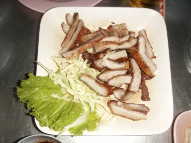 Et ve sebze manzarası, lezzetli Asya yemekleri.