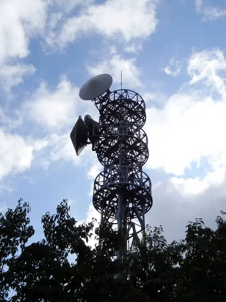Tower Radio Antenna Blue Sky — Stock Photo, Image