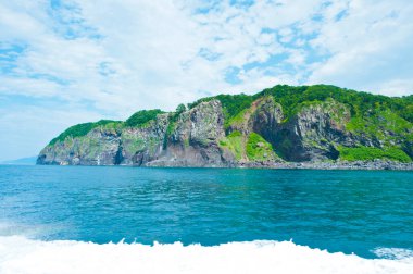 deniz ve dağ uçurumları 