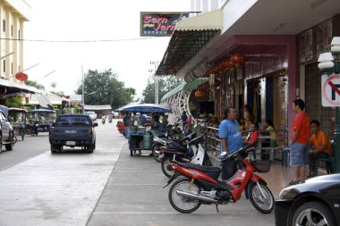 Bali sokaklarında hareketlilik