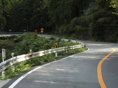 Güzel dağ yolu manzarası