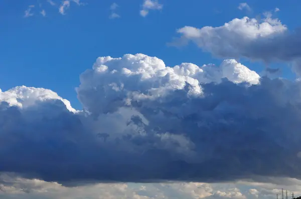Blå Himmel Med Moln Bakgrunden — Stockfoto