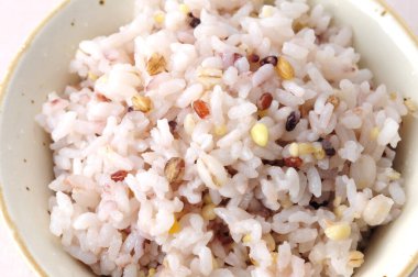 Kavanozdaki pilavın yakın görüntüsü