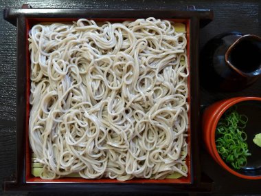 Geleneksel Çin eriştesi, yakın çekim. 