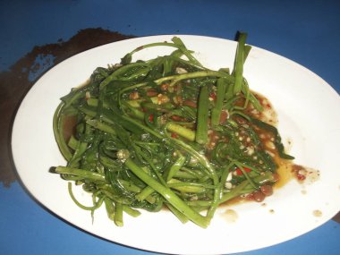 Lezzetli bir Asya yemeğinin yakın çekim görüntüsü