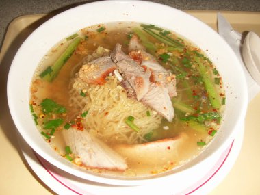 Lezzetli bir Asya yemeğinin yakın çekim görüntüsü