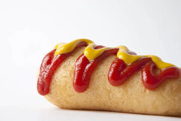 Nahaufnahme Von Hot Dog Mit Ketchup — Stockfoto