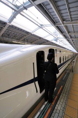 Tokyo, Japonya 'da tren gündüz görüşü. 
