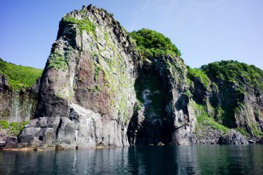 Deniz kıyısının güzel manzarası