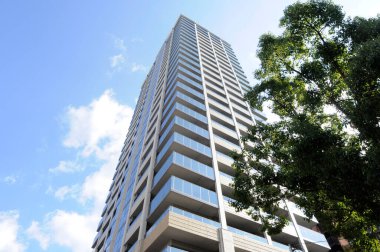 Şehirdeki modern binalar, şehir arkaplanı 