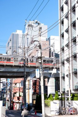 Japonya 'nın mimarisi ve tren yolu olan büyük bir şehri. 