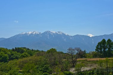 Arkaplan için güzel yeşil tepelerin manzaralı görüntüleri