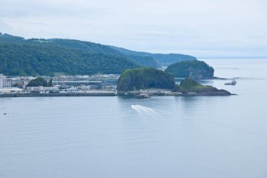 deniz ve dağ uçurumları 