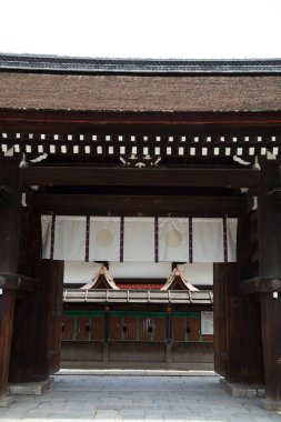 Antik Japon tapınağının manzaralı görüntüsü