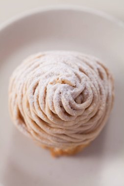 Masada kremalı kek.