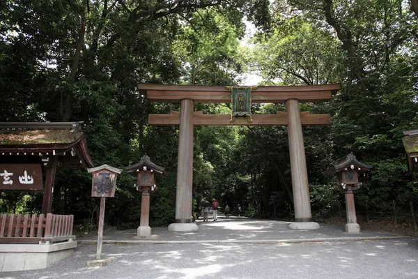 Antik Asya 'nın mirasını somutlaştıran olağanüstü geleneksel bir tapınak. Teselli ve motivasyon arayanlar için sakin bir sığınak sağlıyor..