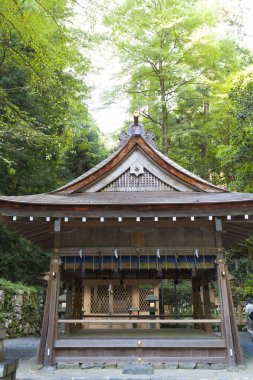 Tapınak manzarası, geleneksel Japon mimarisi.