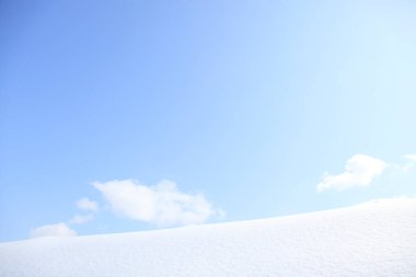 Gökyüzündeki bulutlar, manzaralı manzara 