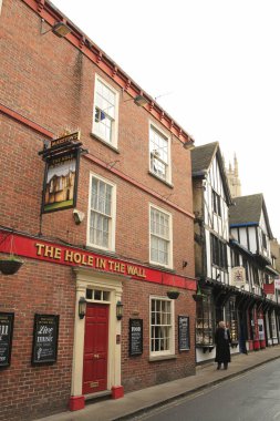 Old Town, England, Uk Caddesi 'nde Yürüyen İnsanların Gündüz Görüşü