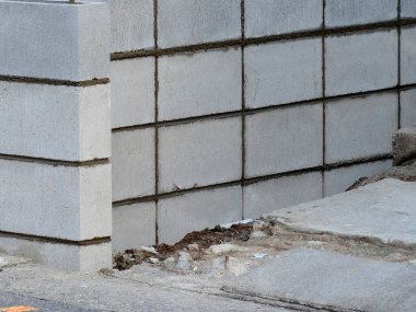 İnşaat ve mimari konsepti. beton bloklar