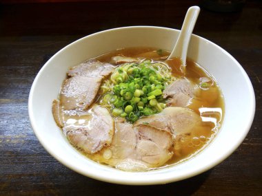 Domuz etli Japon eriştesi.