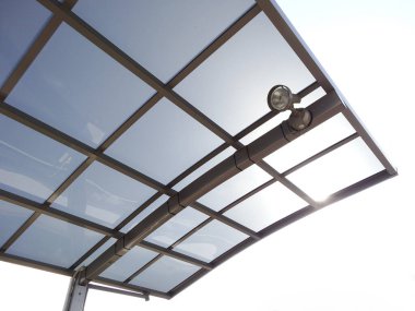 Güneş panelleri, fotovoltaik, alternatif elektrik kaynağı. Yenilenebilir kaynakların alternatif kaynağı