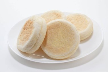 Masadaki lezzetli hamur işlerinin yakın plan görüntüsü