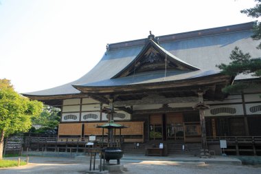 Tapınak manzarası, geleneksel Japon mimarisi.