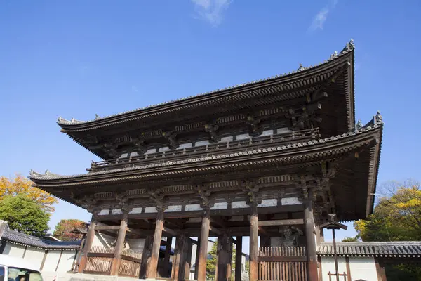 Güzel Japon tapınağı, Budizm konsepti