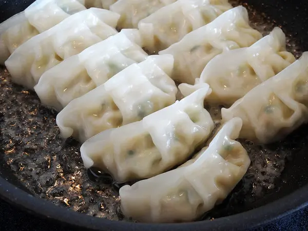 Gekochte Gyoza Knödel Chinesisches Essen — Stockfoto
