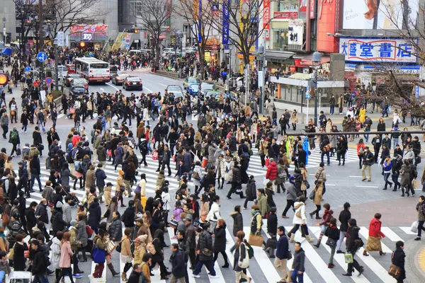 işlek şehir sokakları görünümü, şehir konsepti geçmişi, Tokyo, Japonya 