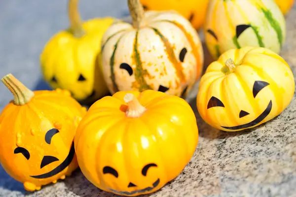 Primer Plano Calabazas Halloween Jack Linternas Fondo Halloween — Foto de Stock