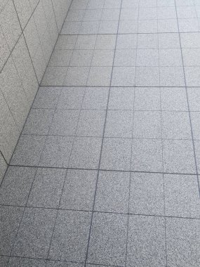 Modern beyaz bina duvarının yakın görüntüsü 