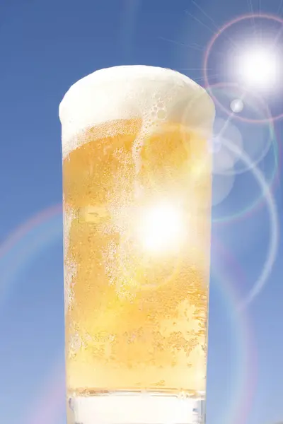 Glas Kaltes Bier — Stockfoto